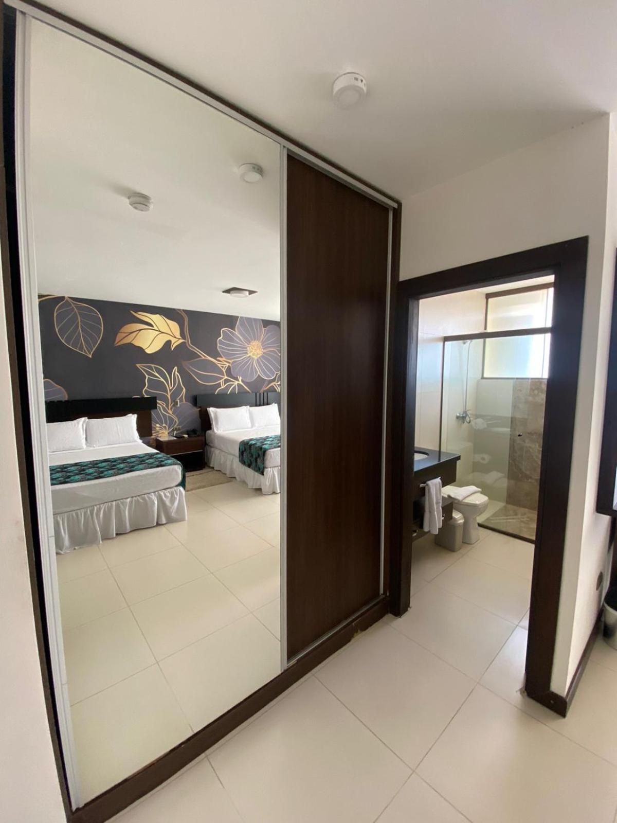 Mai Suites Apart Hotel 산타 크루즈 드 라 시에라 외부 사진